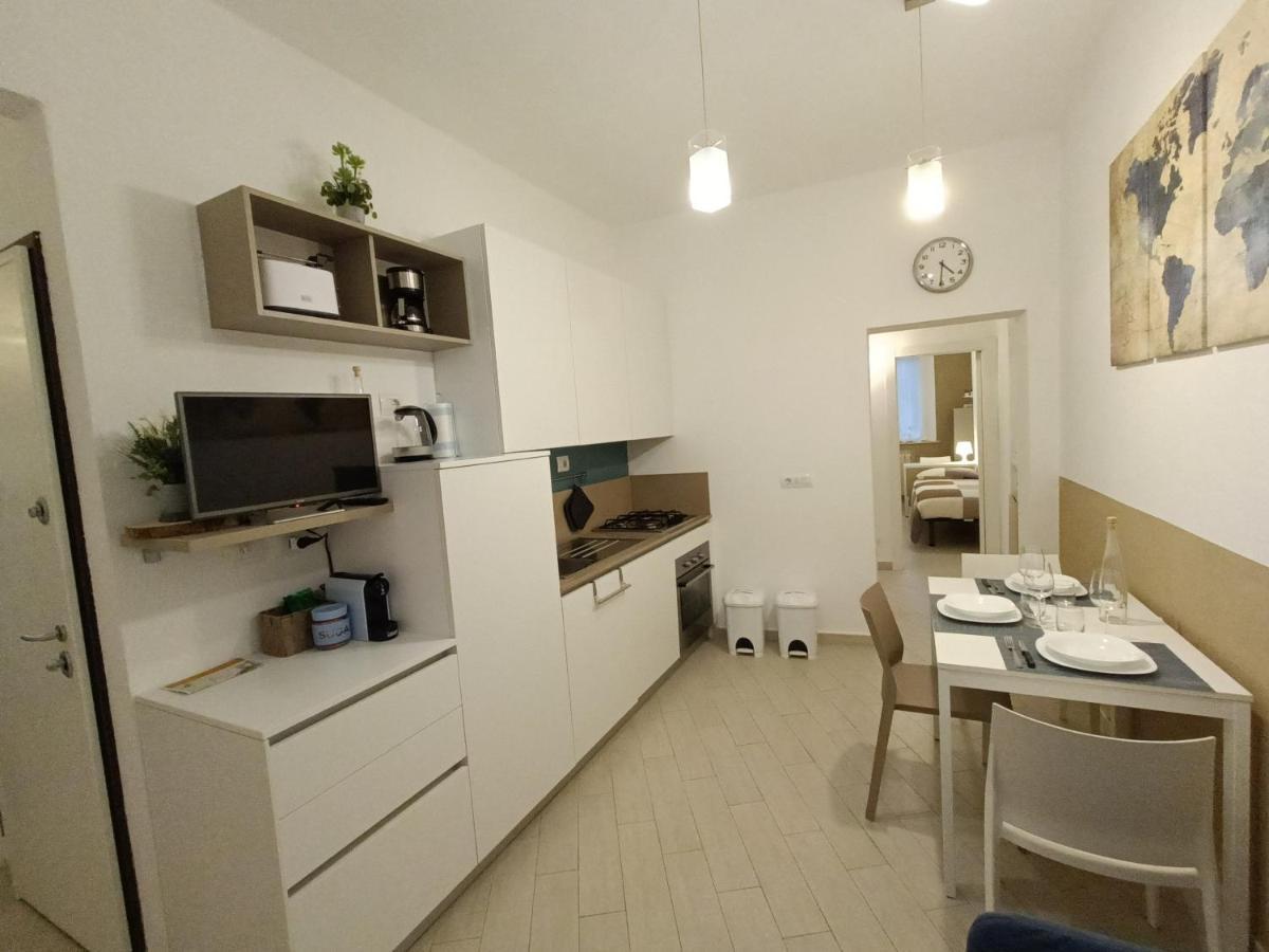 Firsthouse - Nel Centro Storico Con Parcheggio Gratuito Apartment Siena Exterior photo